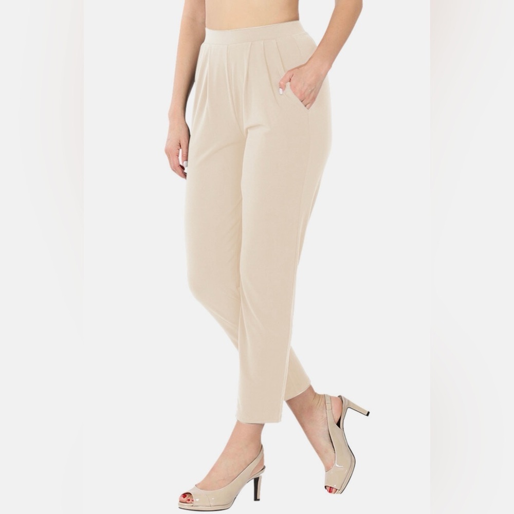 NWT Zenana - Women's Cream Pull-On Pants - Sleek Everyday Pants